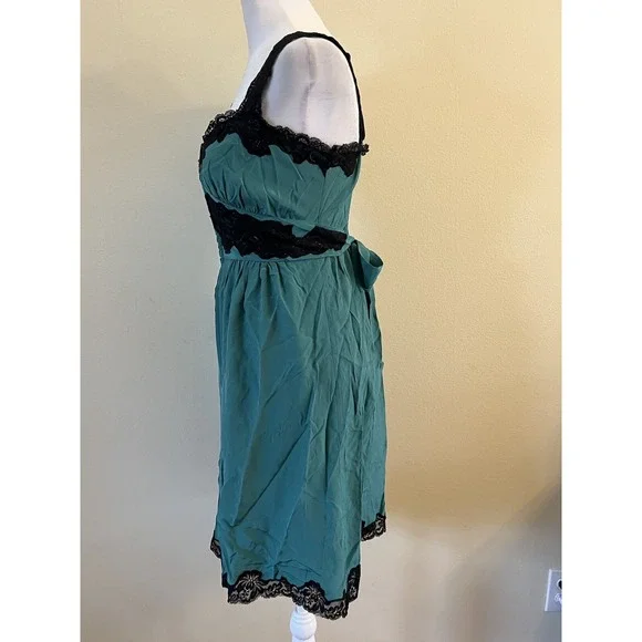 VTG Betsey Johnson Green Silk Black Lace Whimsigoth Milkmaid Y2K Vampire Dress 2 - threedaughtersproperties.com VTG Betsey Johnson Green Silk Black Lace Whimsigoth Milkmaid Y2K Vampire Dress 2 - threedaughtersproperties.com